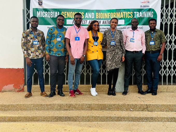 Some participants from Ghana, Senegal, Benin and Burkina Faso with Dr Jolynne Mokaya (Wellcome Sanger Institute, Cambridge, UK) during a break period at DS-ZOOFOOD workshop.